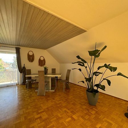 Fewo Boho 110 Qm Mit Bergblick 3 Min Bahnhof Apartment Laufen Bagian luar foto