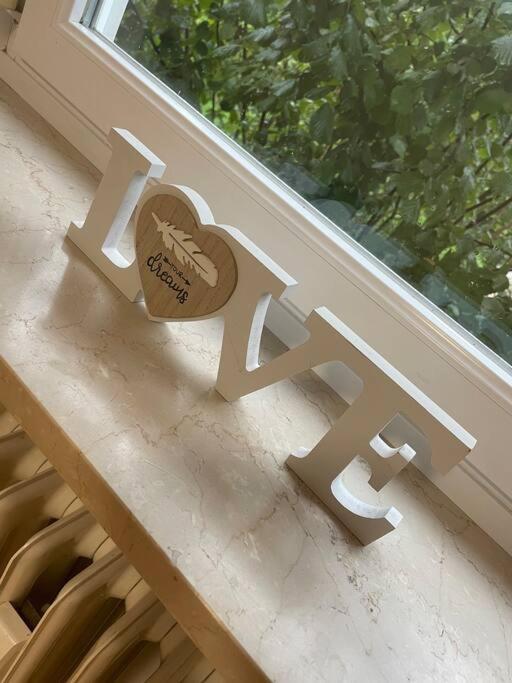 Fewo Boho 110 Qm Mit Bergblick 3 Min Bahnhof Apartment Laufen Bagian luar foto